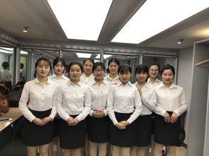 秘书系礼仪队助力市级机关五一劳动节表彰大会志愿服务